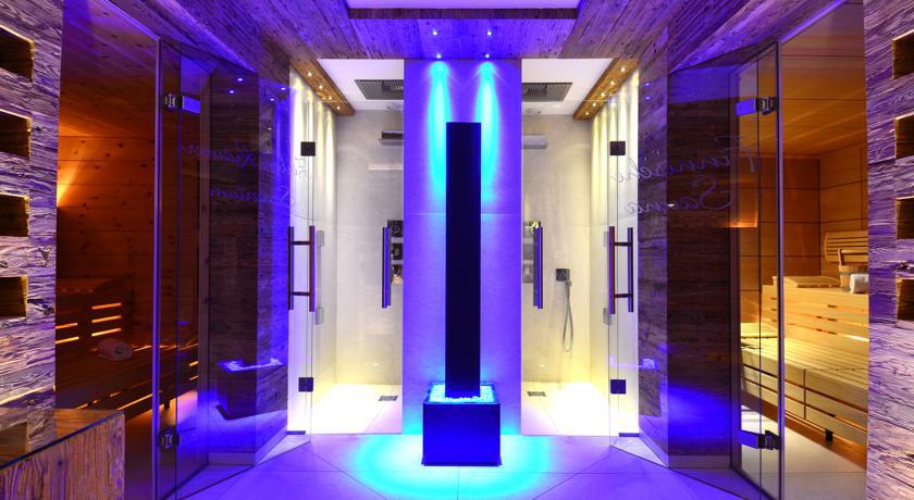 אישגל Alpinlounge Raetia Appartements מראה חיצוני תמונה