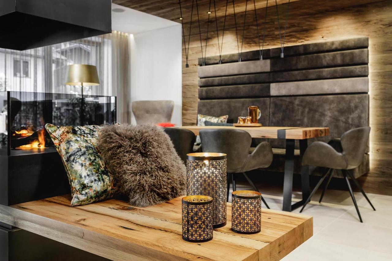 אישגל Alpinlounge Raetia Appartements מראה חיצוני תמונה