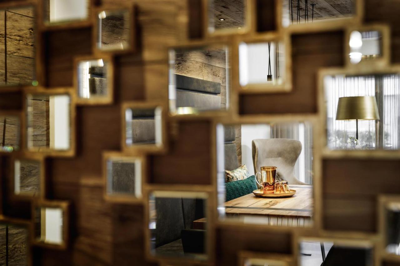 אישגל Alpinlounge Raetia Appartements מראה חיצוני תמונה