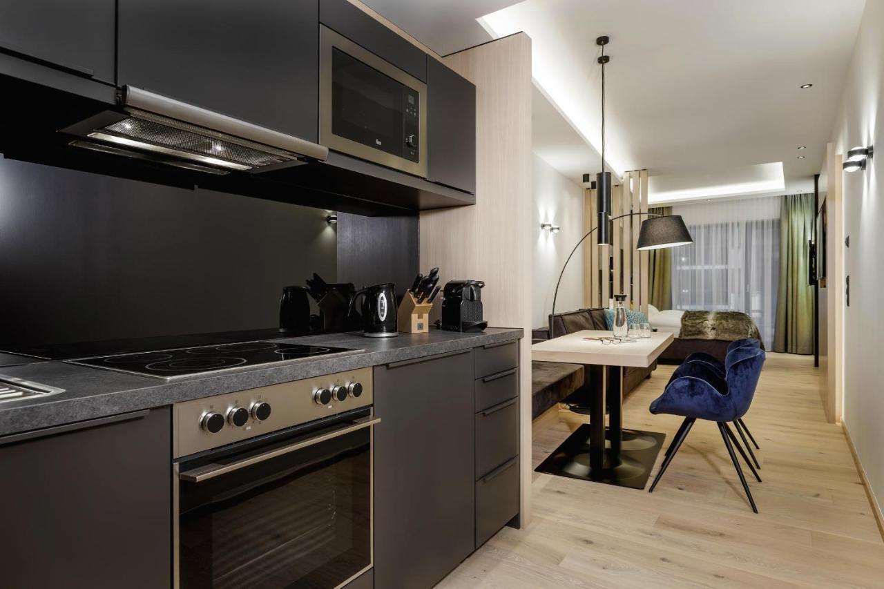 אישגל Alpinlounge Raetia Appartements מראה חיצוני תמונה